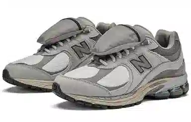 New Balance NB 2002R Pouch