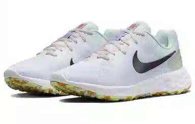 Nike Revolution 6 Next Nature Premium