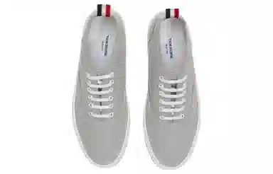 THOM BROWNE