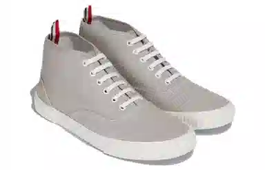 THOM BROWNE