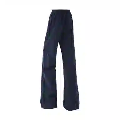 maxim's de paris vibe