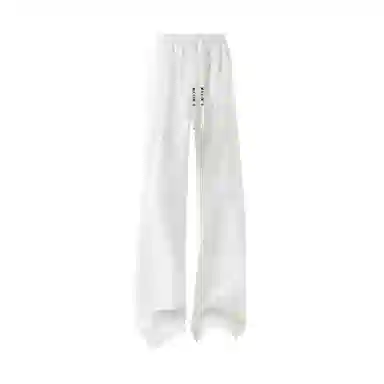 maxim's de paris vibe