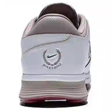 Nike Victory Tour 4