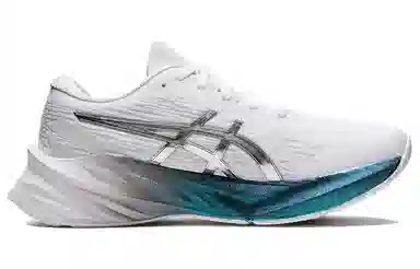Asics Novablast 3 Platinum