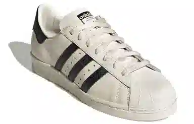 adidas Superstar 82