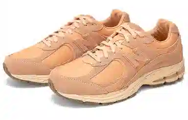 New Balance NB 2002R