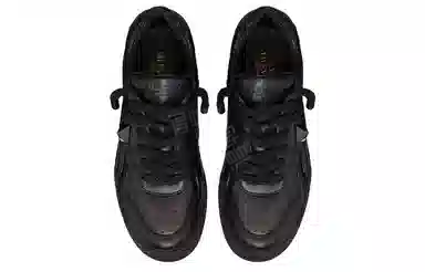 Valentino One Stud