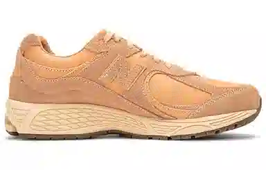 New Balance NB 2002R