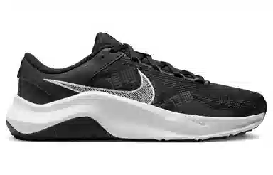 Nike Legend Essential Next Nature