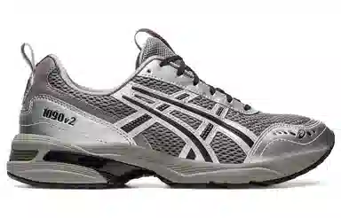 Freja Wewer x Asics Gel-1090 V2