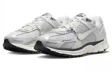 Nike Zoom Vomero 5 "Photon Dust"