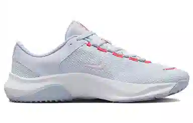 Nike Legend Essential 3 Next Nature