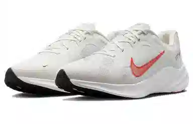 Nike Quest 5 Red White