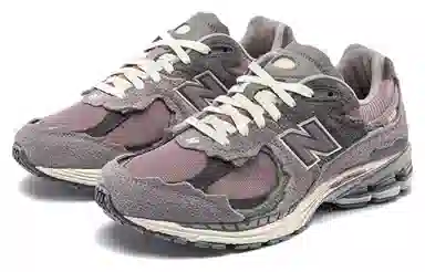 New Balance NB 2002R