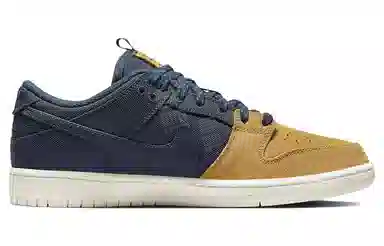 Nike Dunk SB "Midnight Navy/Desert Ochre"