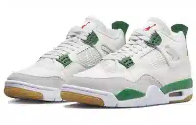 Nike SB x Air Jordan 4 "Pine Green"