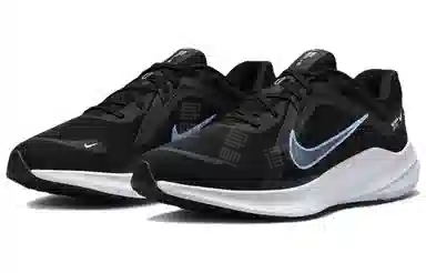 Nike Quest 5 Black