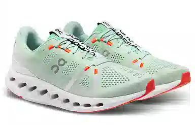 On Cloudsurfer