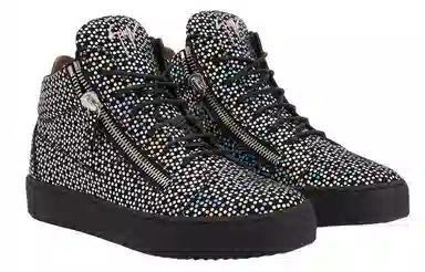 giuseppe zanottiGZ Kriss