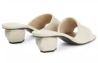 Giuseppe Zanotti Rozalie