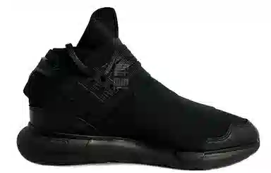 Y-3 Qasa