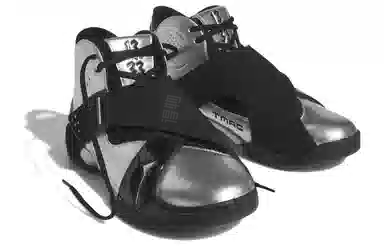adidas T mac 5