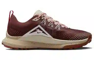 Nike Pegasus Trail 4 Brown