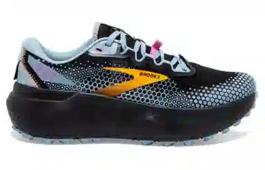 Brooks Caldera 6