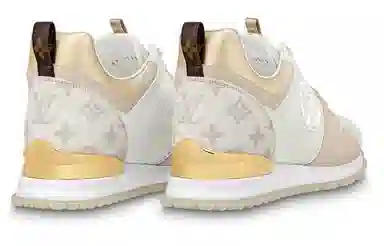 LOUIS VUITTON Run Away