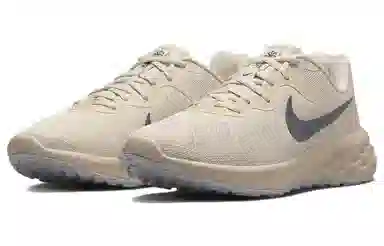 Nike Revolution 6 Brown