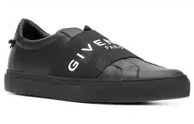 GIVENCHY