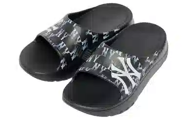 MLB Chunky Slider Monogram New York Yankees