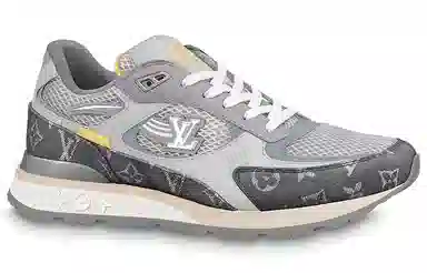 LOUIS VUITTON Run Away