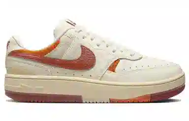 Nike Gamma Force Low Beige Red