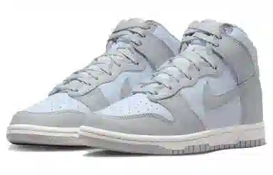 Nike Dunk "Blue Tint"