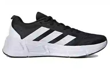 adidas Questar