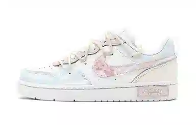 Nike Court Borough Low