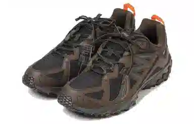 niko and ... x New Balance 610T