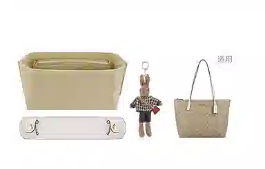 COACHZip Top Tote30