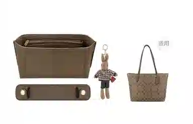 COACHZip Top Tote30