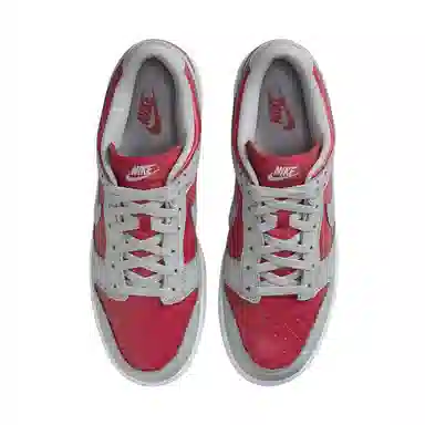 Nike Dunk Low "Ultraman"