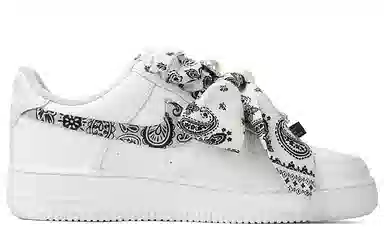 Nike Air Force 1 07 520