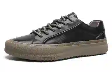 C°BANNER Low Top Sneakers Black