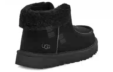 UGG