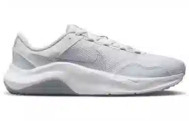 Nike Legend Essential 3