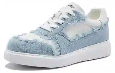 NINE WEST