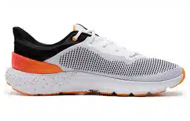 Under Armour Charged Escape 4