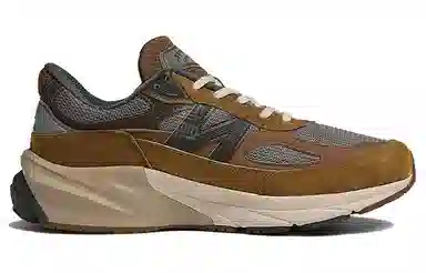 Carhartt WIP x New Balance NB 990 V6