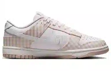 Nike Dunk Low "Pearl Pink"