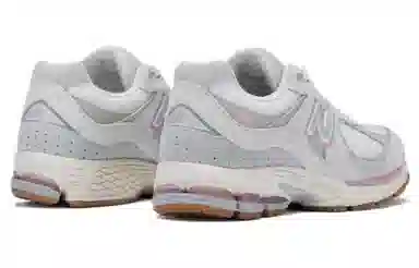 New Balance 2002R Gore-Tex